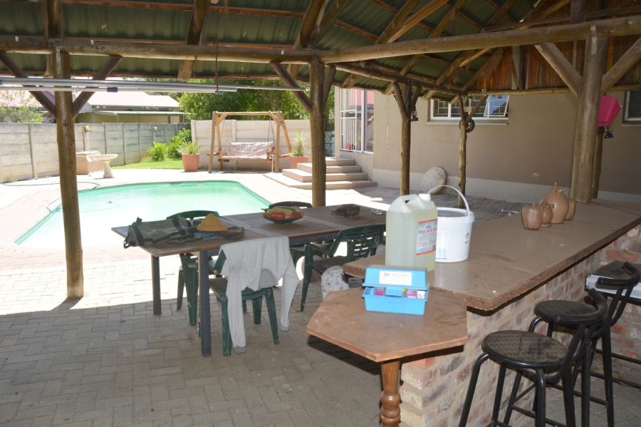 4 Bedroom Property for Sale in Riebeeckstad Free State